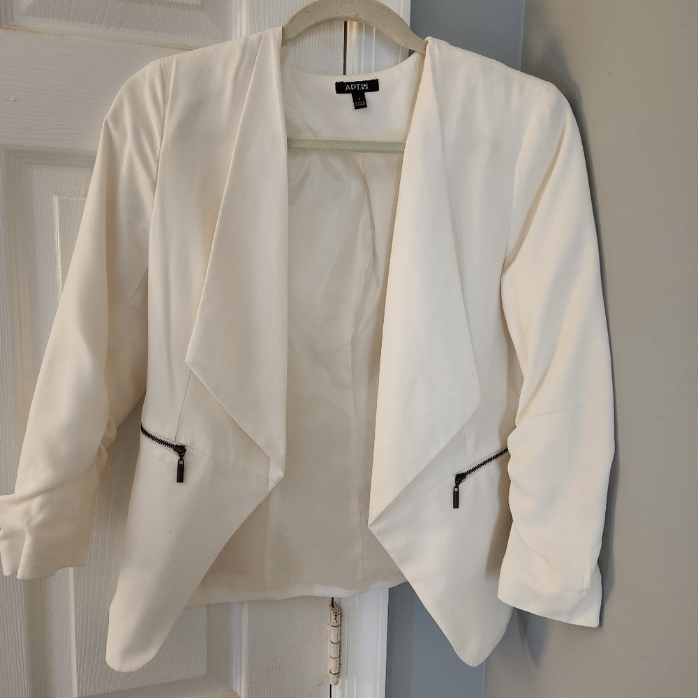 Apt. 9 White Blazer 2 XS